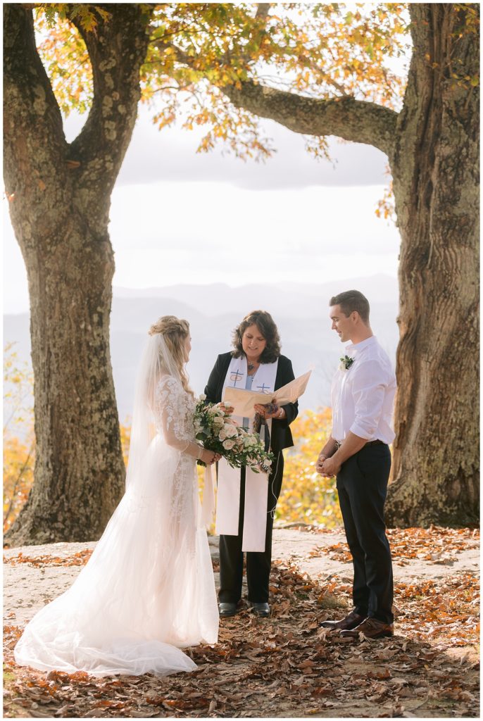 Asheville Elopement during fall | The ultimate elopement planning checklist