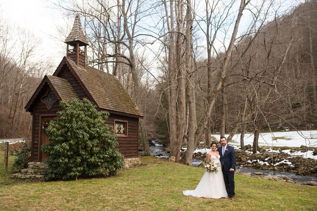 How to elope in the winter months in the mountains of Asheville, NC.