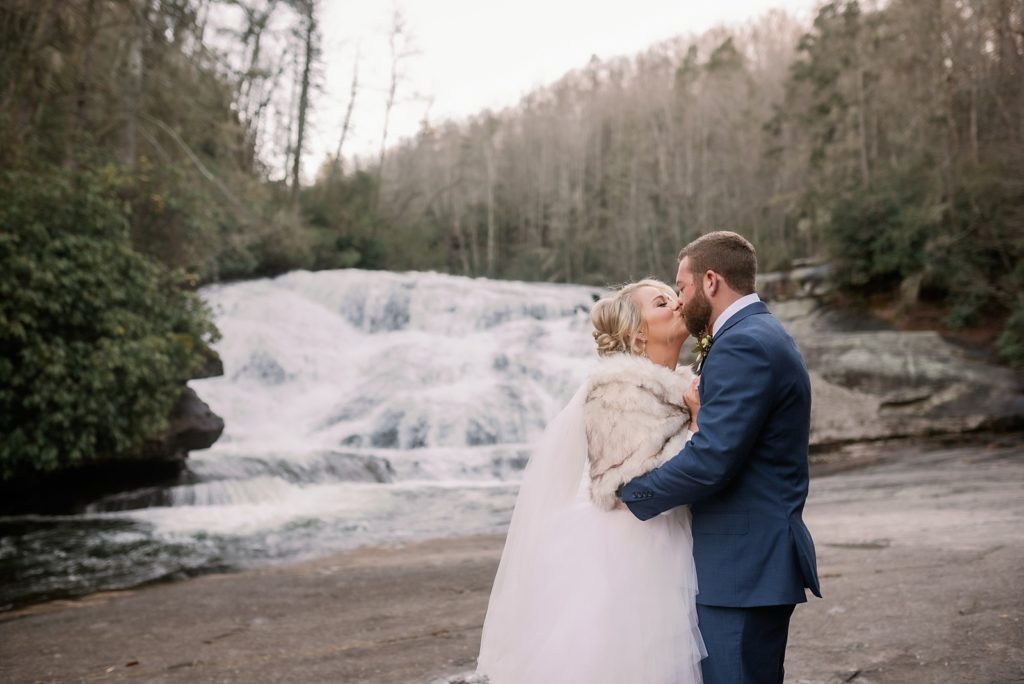 What to wear for your winter elopement in Asheville, North Carolina
